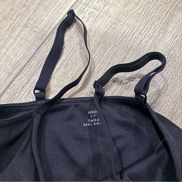 Aerie women’s small Black Crop Top with White Trim - Picture 2 of 3